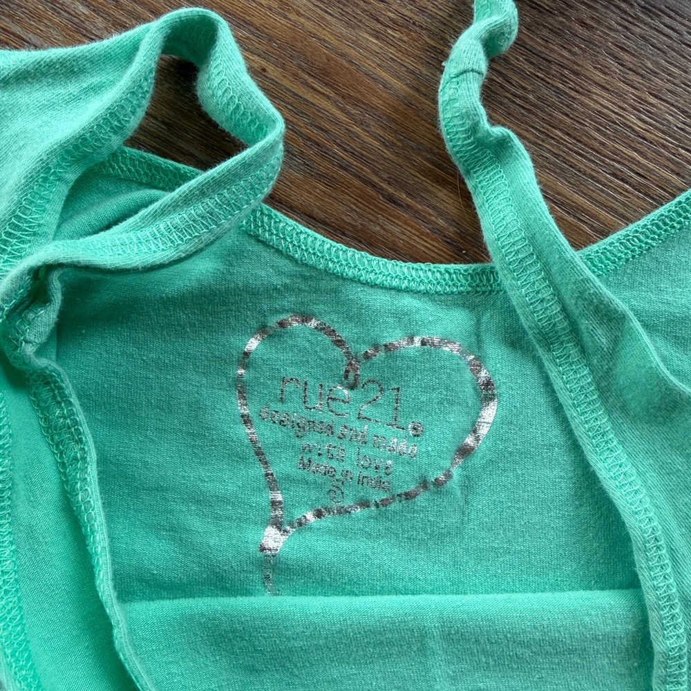 2 Rue21 Crop Tops - Picture 3 of 5
